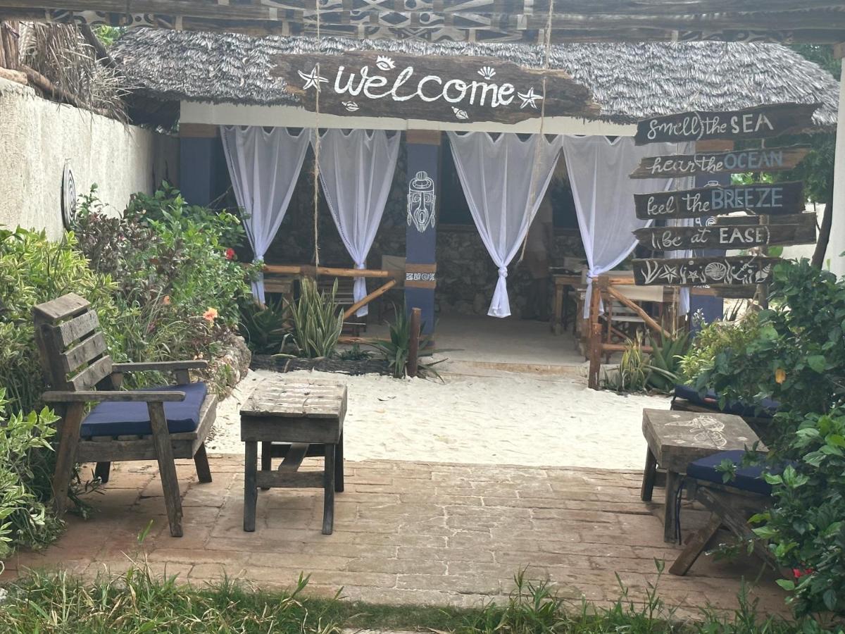 Ocean Breeze Boutique Hotel ナングウィ エクステリア 写真