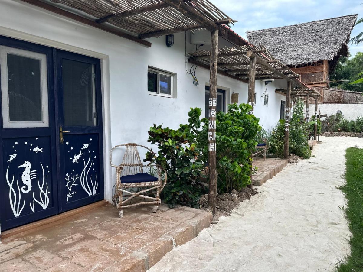 Ocean Breeze Boutique Hotel ナングウィ エクステリア 写真